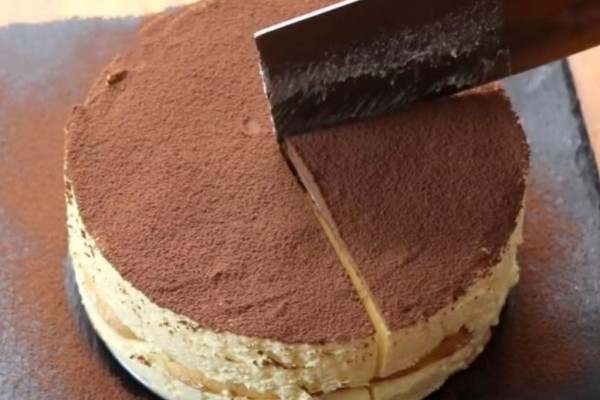 提拉米蘇蛋糕是慕斯蛋糕嗎 提拉米蘇蛋糕和慕斯蛋糕哪個(gè)好 提拉米蘇蛋糕是慕斯蛋糕嗎 提拉米蘇蛋糕和慕斯蛋糕哪個(gè)好