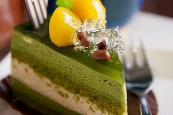 吉利丁片是用熱水泡還是冷水泡 吉利丁片是用什么水泡 吉利丁片是用熱水泡還是冷水泡 吉利丁片是用什么水泡