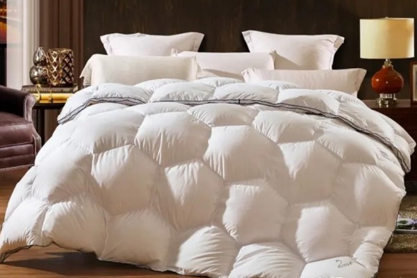 羽絨被買(mǎi)回來(lái)怎么處理 羽絨被買(mǎi)回來(lái)直接蓋嗎