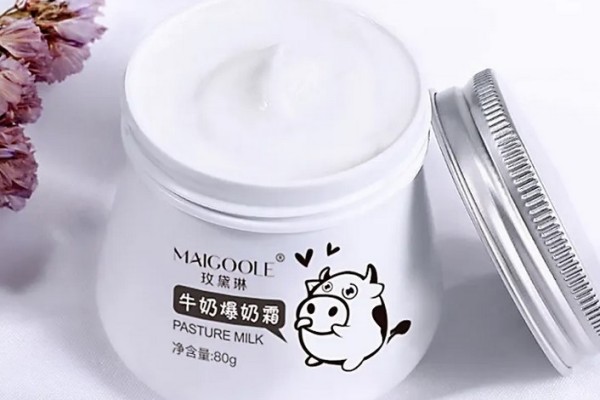 保濕面霜涂完后能用防曬霜嗎 保濕面霜用在哪步 保濕面霜涂完后能用防曬霜嗎 保濕面霜用在哪步