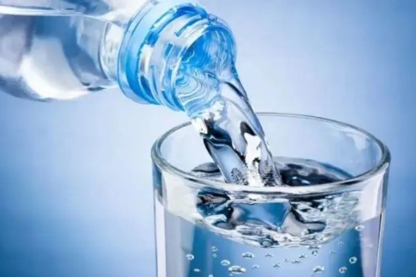 凈水器水管接反全家喝了一年廢水 凈水器真的可以凈化水嗎 凈水器水管接反全家喝了一年廢水 凈水器真的可以凈化水嗎