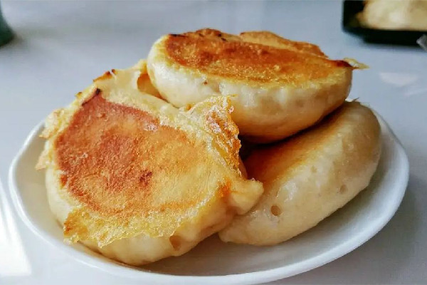 水煎包是用水煎的嗎 水煎包做法過程 水煎包是用水煎的嗎 水煎包做法過程