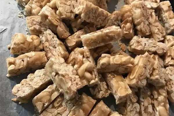 花生糖是哪里的特產(chǎn) 花生糖是什么糖做的 花生糖是哪里的特產(chǎn) 花生糖是什么糖做的