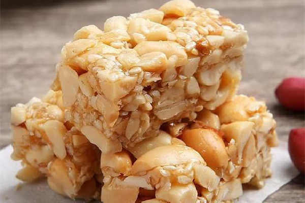 花生糖有哪些牌子 花生糖好吃嗎 花生糖有哪些牌子 花生糖好吃嗎