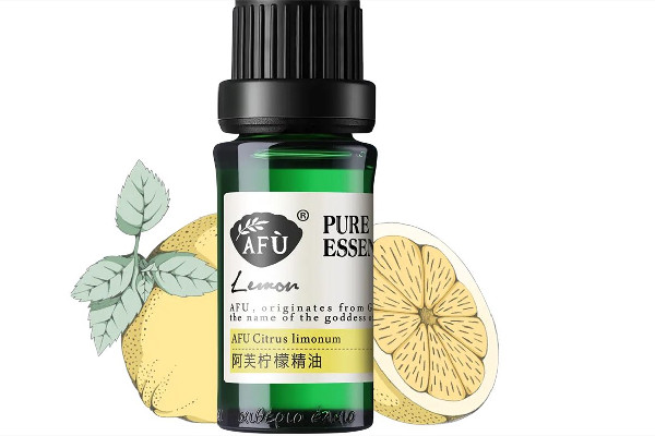 檸檬精油要稀釋嗎 檸檬精油怎么用在臉上 檸檬精油要稀釋嗎 檸檬精油怎么用在臉上