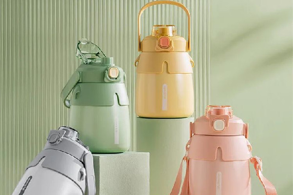 保溫杯為什么有異味 保溫杯怎么除異味 保溫杯為什么有異味 保溫杯怎么除異味