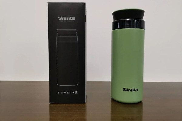 保溫杯為什么有異味 保溫杯怎么除異味 保溫杯為什么有異味 保溫杯怎么除異味