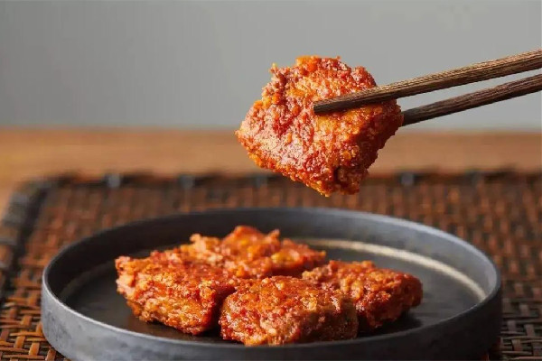 霉豆腐出水了還能吃嗎 霉豆腐要放花椒嗎 霉豆腐出水了還能吃嗎 霉豆腐要放花椒嗎