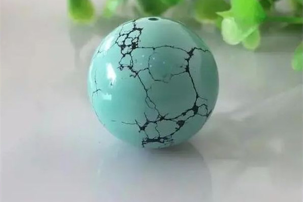 綠松石什么顏色才是最好的 綠松石買綠色還是藍(lán)色 綠松石什么顏色才是最好的 綠松石買綠色還是藍(lán)色