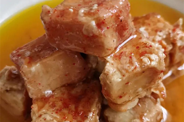 霉豆腐鹽和辣椒的比例 霉豆腐鹽放少了怎樣加鹽 霉豆腐鹽和辣椒的比例 霉豆腐鹽放少了怎樣加鹽