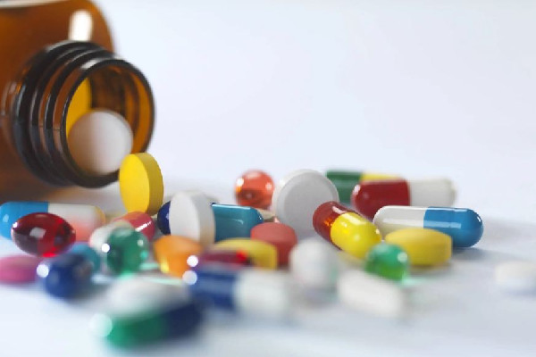 盲目囤藥不可取 家中常備感冒藥應該有哪些 盲目囤藥不可取 家中常備感冒藥應該有哪些