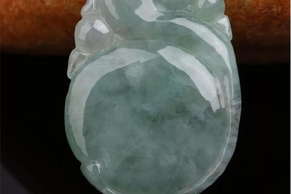 豆種翡翠屬于什么檔次 豆種翡翠手鐲多少錢 豆種翡翠屬于什么檔次 豆種翡翠手鐲多少錢