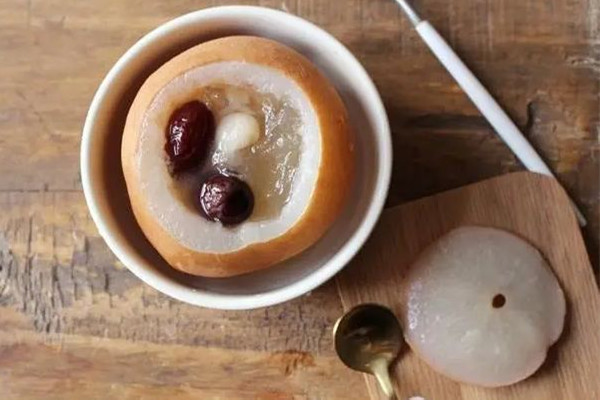 梨子煮水是電解質水嗎 梨子煮水加什么一起煮治咳嗽