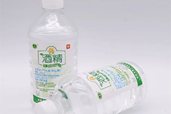 75%酒精和95%酒精有什么區(qū)別 75%酒精是醫(yī)用酒精嗎 75%酒精和95%酒精有什么區(qū)別 75%酒精是醫(yī)用酒精嗎