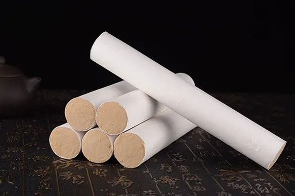 艾條的功效與作用 艾條對人體有害嗎 艾條的功效與作用 艾條對人體有害嗎