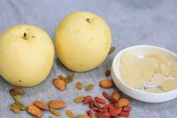 冰糖燉雪梨會加重咳嗽嗎 冰糖燉雪梨吃多久見效 冰糖燉雪梨會加重咳嗽嗎 冰糖燉雪梨吃多久見效