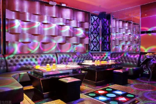 法律明令禁止未成年人進(jìn)KTV ktv為什么不能自帶酒水 法律明令禁止未成年人進(jìn)KTV ktv為什么不能自帶酒水