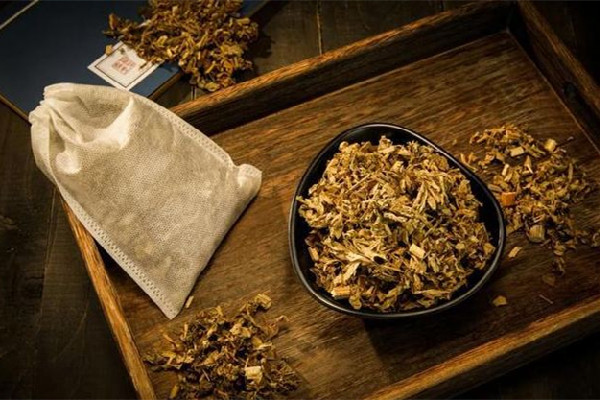 艾草熏房間要多長時間 艾草熏房間后需要通風多久