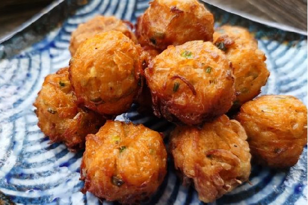 蘿卜丸子炸出來苦是怎么回事 蘿卜丸子發(fā)苦還能吃嗎 蘿卜丸子炸出來苦是怎么回事 蘿卜丸子發(fā)苦還能吃嗎