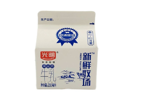 全脂牛奶會發(fā)胖嗎 全脂牛奶的脂肪含量 全脂牛奶會發(fā)胖嗎 全脂牛奶的脂肪含量