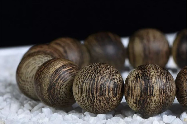 沉香手串的香味是什么樣的 沉香手串的香味會消失嗎 沉香手串的香味是什么樣的 沉香手串的香味會消失嗎