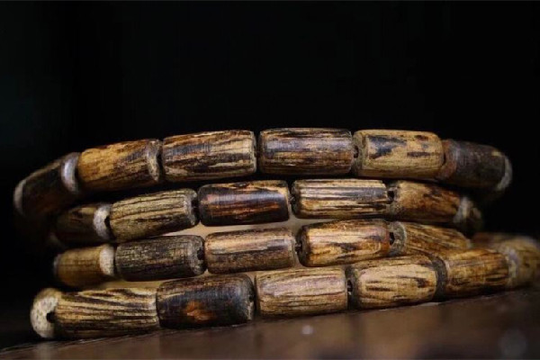 沉香手串有收藏價(jià)值嗎 沉香手串屬于什么檔次