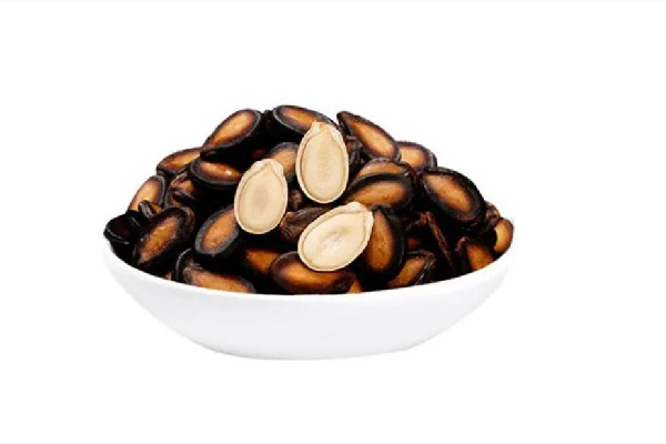 西瓜子怎么做出來的 西瓜子是炒的還是煮的 西瓜子怎么做出來的 西瓜子是炒的還是煮的