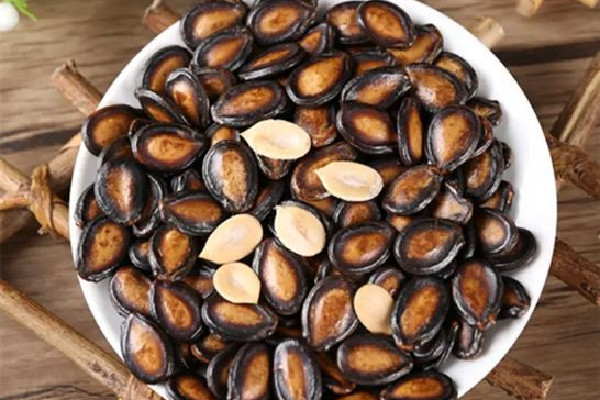 西瓜子有什么作用 西瓜子對(duì)頭發(fā)有好處嗎 西瓜子有什么作用 西瓜子對(duì)頭發(fā)有好處嗎