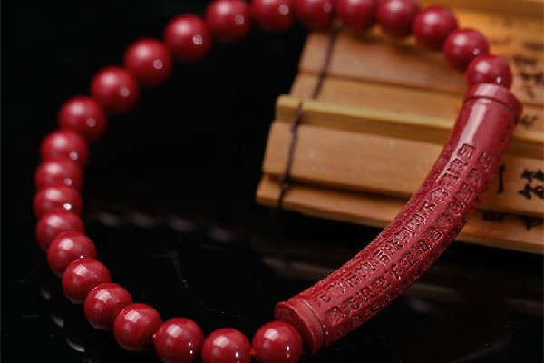 朱砂手串戴哪個(gè)手有講究嗎 朱砂手串可以戴腳上嗎 朱砂手串戴哪個(gè)手有講究嗎 朱砂手串可以戴腳上嗎