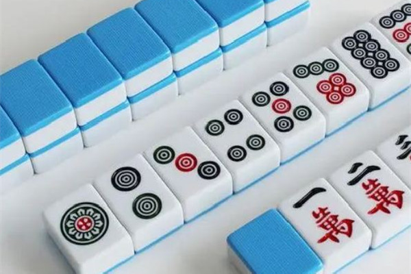 女子乘火車(chē)遇麻將專(zhuān)列生意火爆 麻將有多少種玩法 女子乘火車(chē)遇麻將專(zhuān)列生意火爆 麻將有多少種玩法