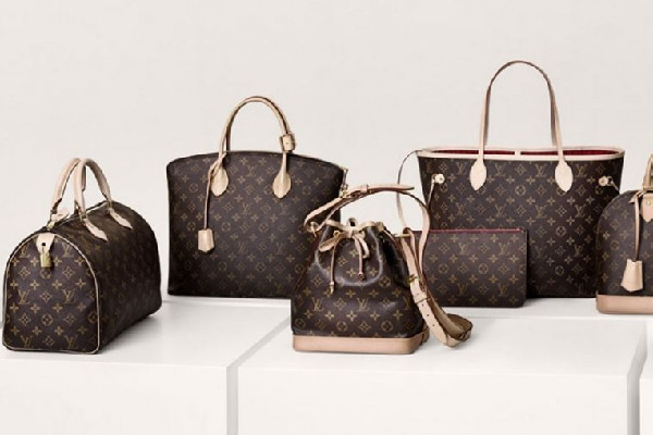 萬元LV誤標1599元被秒拍得物回應(yīng) LV是幾線奢侈品牌 萬元LV誤標1599元被秒拍得物回應(yīng) LV是幾線奢侈品牌