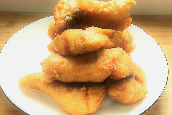 炸魚塊面粉和淀粉的比例 炸魚塊面粉怎么裹 炸魚塊面粉和淀粉的比例 炸魚塊面粉怎么裹
