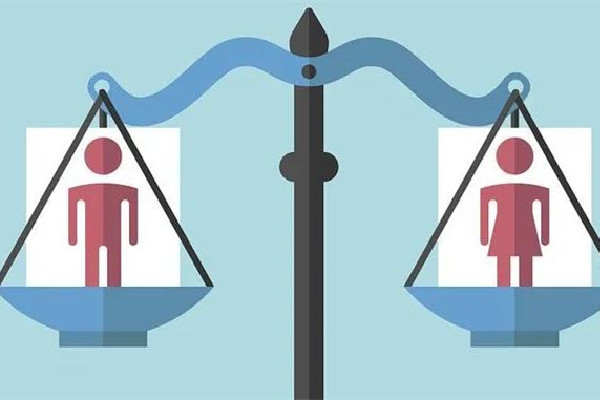 女孩稱因戴了弟弟帽子被母親打 重男輕女是什么時(shí)候開(kāi)始的