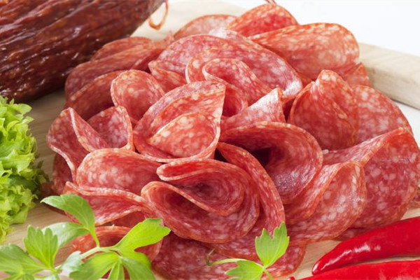 店主賣自制香腸遭男子10倍索賠 自制香腸的做法及配方 店主賣自制香腸遭男子10倍索賠 自制香腸的做法及配方