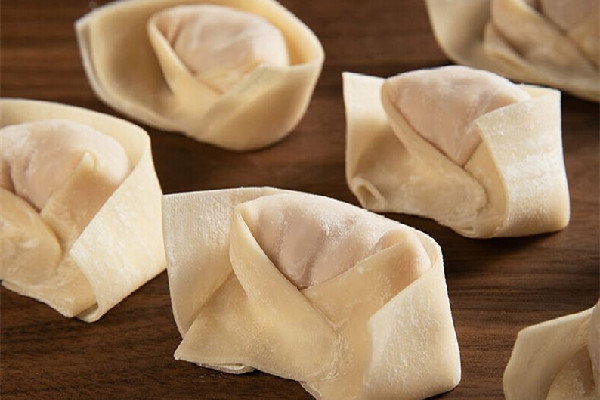 餛飩皮上有小黑點(diǎn)是怎么回事 餛飩皮有黑點(diǎn)點(diǎn)還能吃嗎 餛飩皮上有小黑點(diǎn)是怎么回事 餛飩皮有黑點(diǎn)點(diǎn)還能吃嗎