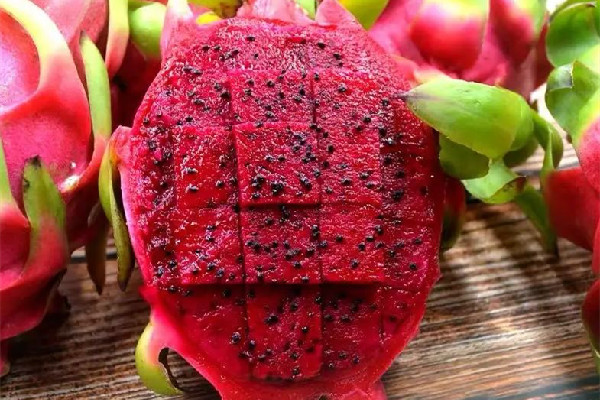 紅心火龍果多少錢一斤2023 紅心火龍果買大的好還是小的好 紅心火龍果多少錢一斤2023 紅心火龍果買大的好還是小的好