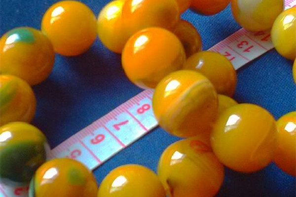 黃瑪瑙可以轉(zhuǎn)運嗎 黃瑪瑙和黃水晶哪個更招財 黃瑪瑙可以轉(zhuǎn)運嗎 黃瑪瑙和黃水晶哪個更招財