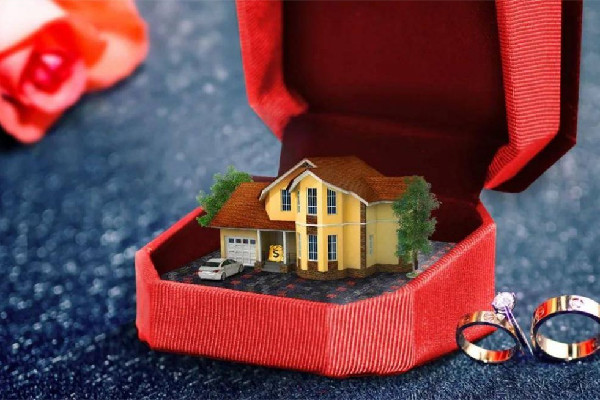 丈夫去世前轉(zhuǎn)給前女同事100萬 夫妻財(cái)產(chǎn)是共有的嗎 丈夫去世前轉(zhuǎn)給前女同事100萬 夫妻財(cái)產(chǎn)是共有的嗎