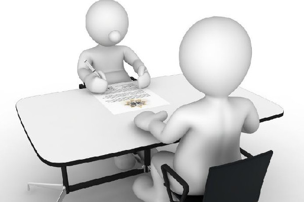 女子應(yīng)聘護士問工時遭連懟 應(yīng)聘要問清楚哪些問題