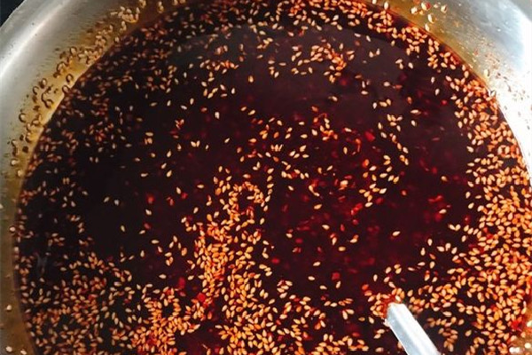 辣椒油會(huì)放壞嗎 辣椒油變質(zhì)是什么味道 辣椒油會(huì)放壞嗎 辣椒油變質(zhì)是什么味道