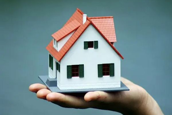 女子花7萬撿漏買下一套房 買房子的流程和需要注意的問題 女子花7萬撿漏買下一套房 買房子的流程和需要注意的問題