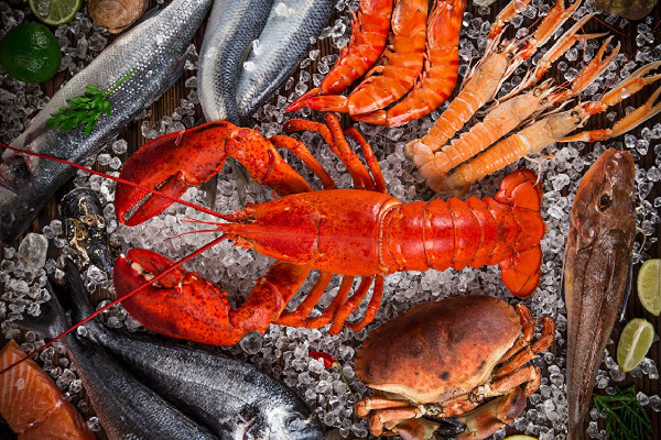 女子吃海鮮腹痛就醫(yī)出院當天死亡 海鮮吃多了對身體有什么影響