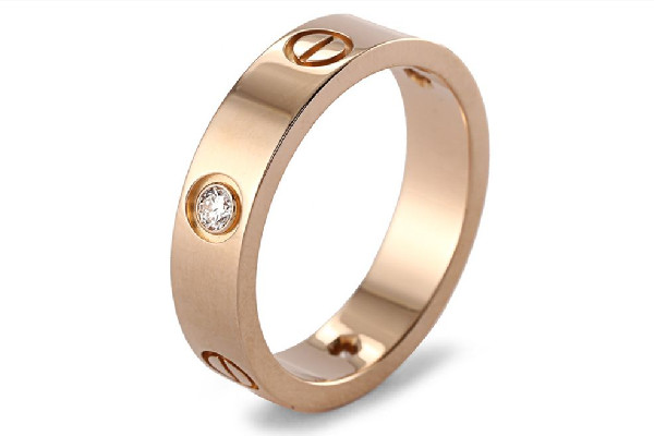 18k金會(huì)氧化發(fā)黑嗎 18k金戴久了會(huì)變色嗎