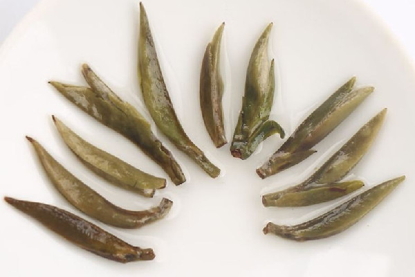 白毫銀針喝起來什么味道 白毫銀針會回甘嗎 白毫銀針喝起來什么味道 白毫銀針會回甘嗎