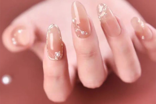 美甲建構(gòu)會(huì)不會(huì)很厚 美甲建構(gòu)要加錢嗎 美甲建構(gòu)會(huì)不會(huì)很厚 美甲建構(gòu)要加錢嗎