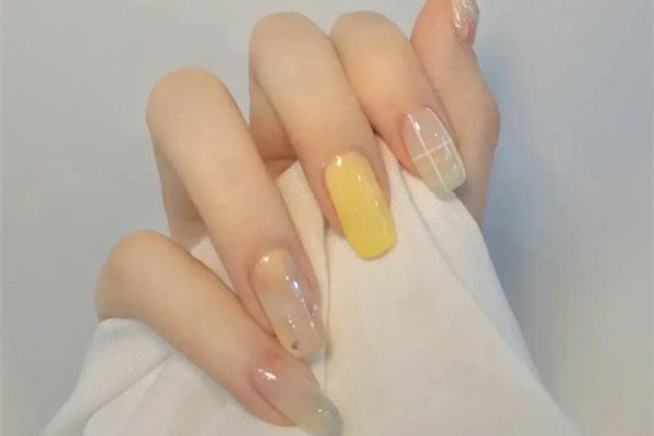 甲油膠縮膠是質(zhì)量問(wèn)題嗎 甲油膠買什么牌子好