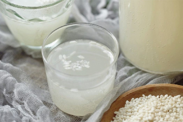 糯米酒有點(diǎn)酸還能喝嗎 糯米酒發(fā)酸有什么辦法補(bǔ)救 糯米酒有點(diǎn)酸還能喝嗎 糯米酒發(fā)酸有什么辦法補(bǔ)救