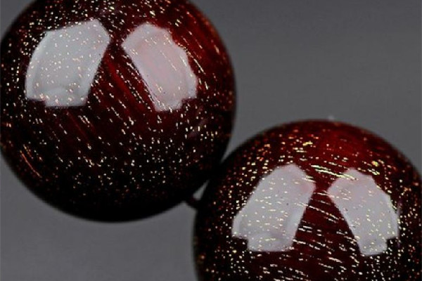 小葉紫檀手串有金星的好還是沒金星的好 小葉紫檀手串有品質(zhì)等級嗎 小葉紫檀手串有金星的好還是沒金星的好 小葉紫檀手串有品質(zhì)等級嗎