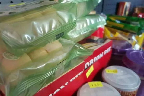 女子超市買250斤過(guò)期大米索賠被打 超市買到過(guò)期食品怎么處理