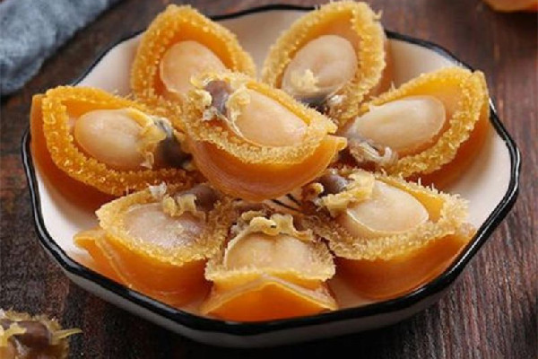 干鮑魚(yú)和新鮮鮑魚(yú)哪個(gè)營(yíng)養(yǎng)價(jià)值高 干鮑魚(yú)買(mǎi)多少頭的比較好